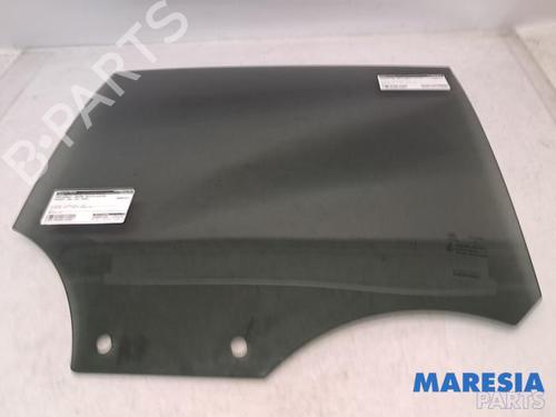 Used Rear right door window Rear right door window PEUGEOT 208 II (UB_, UP_, UW_, UJ_) 1.2 Hybrid 136 (UPHPYK) (136 hp) 39932406 39932406