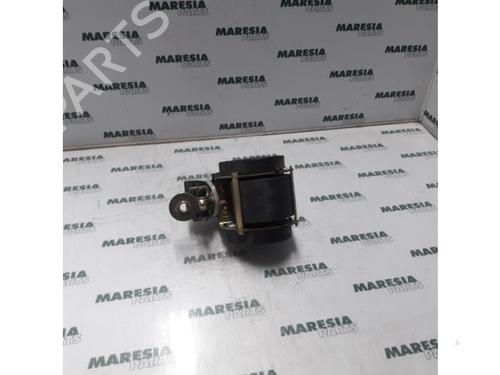 Used Front left seatbelt RENAULT MEGANE II (BM0/1_, CM0/1_) 1.5 dCi (BM0F, BM0T, BM2B, CM0F, CM0T) (82 hp) 31427805