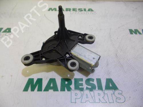 Used Rear wiper motor FIAT GRANDE PUNTO (199_) 1.3 D Multijet (199.AXD11, 199.AXD1A, 199.AXD1B,... (90 hp) 31423770
