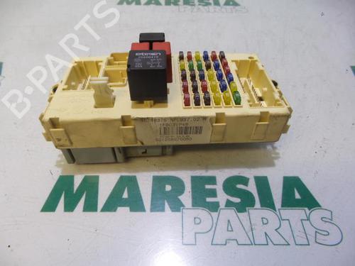 Used Fuse box ALFA ROMEO 147 (937_) 1.6 16V T.SPARK ECO (937.AXA1A, 937.BXA1A) (105 hp) 31442091