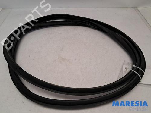 rubber-door-seal-alfa-romeo-giulietta-940_-2010-2011-2012-2013-2014-2015-2016-2017-2018-2019-2020-31442738 main image