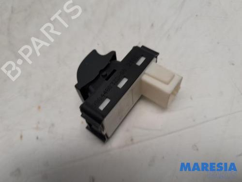 Switch CITROËN C4 III (BA_, BB_, BC_) ë-C4 (BCZKXC, BZCKSC) | BP31515473I30