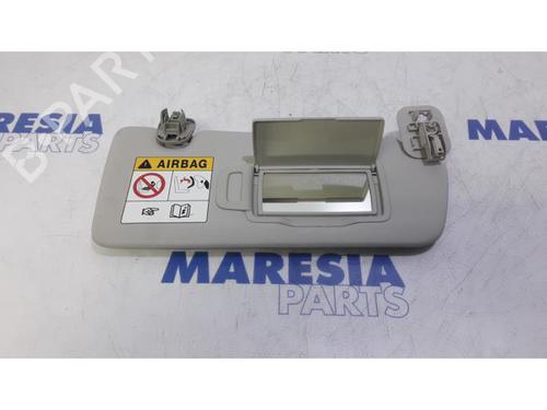 right-sun-visor-renault-megane-iv-grandtour-k9amn_-2016-31454976 main image