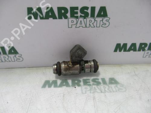 Used Injector FIAT PUNTO (188_) 1.2 60 (188.030, .050, .130, .150, .230, .250) (60 hp) 31424597