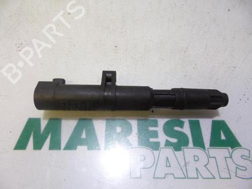 Used Ignition coil RENAULT SCÉNIC II (JM0/1_) 2.0 (JM05, JM0U, JM1N, JM1U, JM2V) (135 hp) 31508586