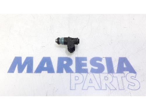 injector-renault-megane-ii-bm01_-cm01_-2001-2002-2003-2004-2005-2006-2007-2008-2009-2010-2011-2012-31534790 main image
