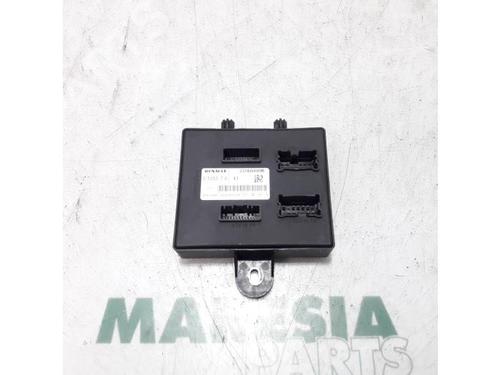 Used Control unit RENAULT CLIO IV (BH_) 0.9 TCe 90 (BHNF, BHMA, BHMH, BHJK, BHJR) (90 hp) 31524910