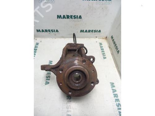 right-front-steering-knuckle-citroen-c3-i-fc_-fn_-2002-2003-2004-2005-2006-2007-2008-2009-2010-2011-2012-2013-31474434 main image