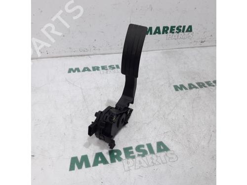 electronic-module-renault-clio-iv-bh_-2012-2013-2014-2015-2016-2017-2018-2019-2020-2021-31412960 main image