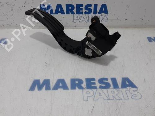 Used Electronic module RENAULT MEGANE III Coupe (DZ0/1_) 2.0 TCe (DZ0K) (180 hp) 31460686