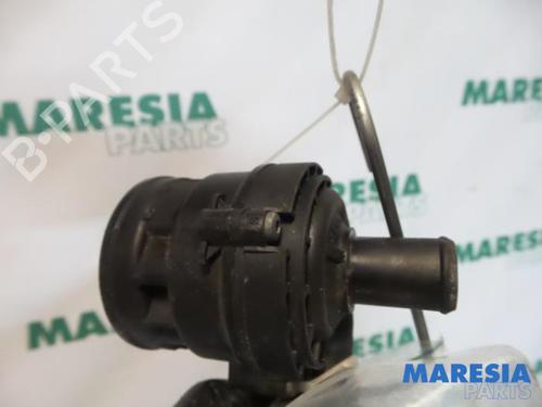 Used Steering pump RENAULT LAGUNA II Grandtour (KG0/1_) 1.9 dCi (KG1A, KG1W, KG0G) (110 hp) 31500274