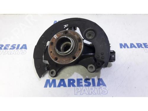 Used Right front steering knuckle PEUGEOT 308 SW II (LC_, LJ_, LR_, LX_, L4_) 1.6 BlueHDi 120 (120 hp) 31484333