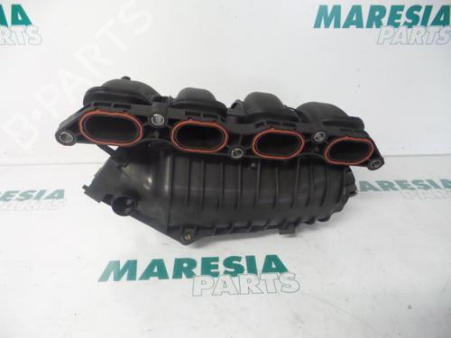 Used Injection rail PEUGEOT 208 I (CA_, CC_) 1.6 VTi (120 hp) 31427088