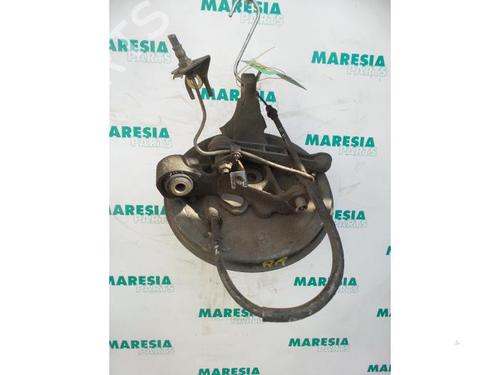 Used Right rear steering knuckle Right rear steering knuckle PEUGEOT 406 (8B) 1.8 16V (110 hp) 31385788 31385788