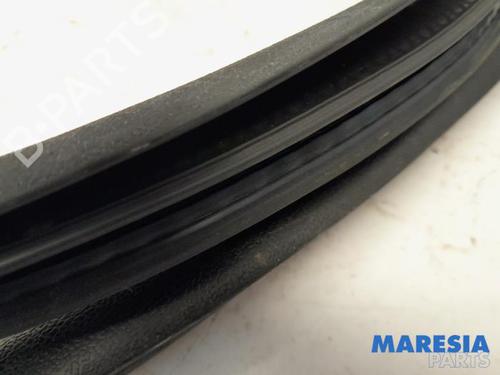 Rubber door seal ALFA ROMEO GIULIETTA (940_) 1.4 TB (940FXA1A, 940FXT1A) | BP31479377C142