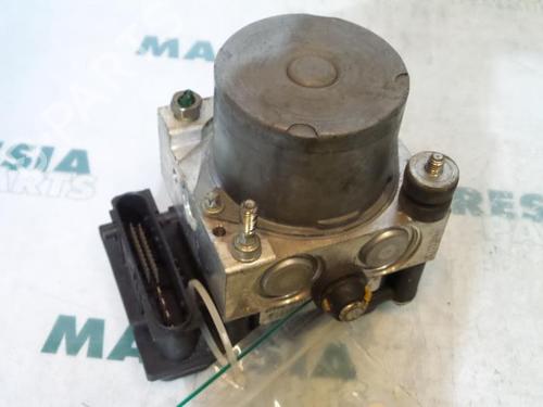 Used ABS pump RENAULT CLIO II (BB_, CB_) 1.2 16V (BB05, BB0W, BB11, BB27, BB2T, BB2U, BB2V, CB05,... (75 hp) 31483022