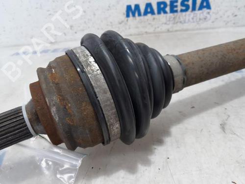 Right front driveshaft CITROËN C4 Grand Picasso II (DA_, DE_) 1.6 HDi / BlueHDi 115 | BP31455869M39 