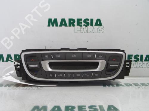 Used Climate control RENAULT MEGANE III Grandtour (KZ0/1) 1.5 dCi (KZ09, KZ0D, KZ1G, KZ29, KZ14, KZ1W, KZ10, KZ1F,... (110 hp) 31429955