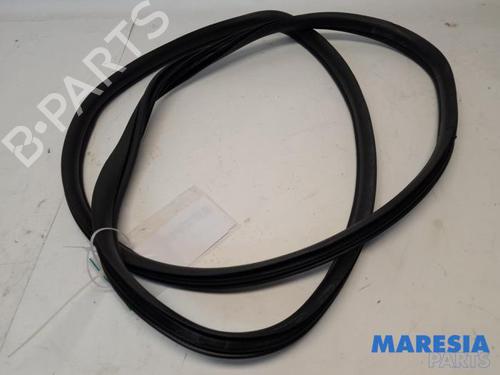 rubber-door-seal-alfa-romeo-giulietta-940_-2010-2011-2012-2013-2014-2015-2016-2017-2018-2019-2020-31495532 main image