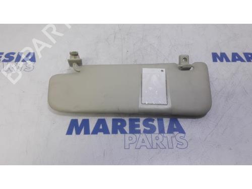 Used Left sun visor FIAT 500 (312_) 1.4 (312AXC1B, 312CXC1B) (100 hp) 31389359