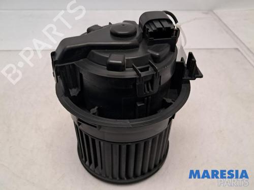Used Heater blower motor PEUGEOT 208 I (CA_, CC_) 1.4 HDi (68 hp) 31414975
