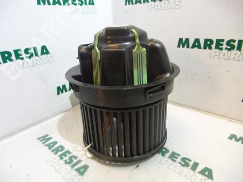 heater-blower-motor-peugeot-207-wa_-wc_-2006-2007-2008-2009-2010-2011-2012-2013-2014-2015-31529541 main image