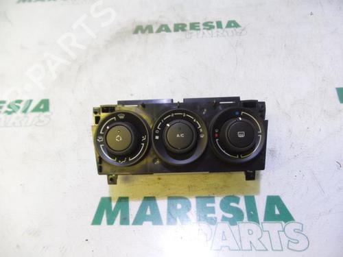 climate-control-peugeot-3008-i-mpv-0u_-2009-2010-2011-2012-2013-2014-2015-2016-2017-31403775 main image
