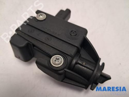 Used Fuel door actuator CITROËN C4 II (NC_) 1.6 VTi 120 (NC5FS0, NC5FS9) (120 hp) 31445157