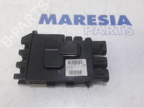 Used Control unit RENAULT MEGANE III Grandtour (KZ0/1) 1.5 dCi (KZ0C, KZ1A) (90 hp) 31439013