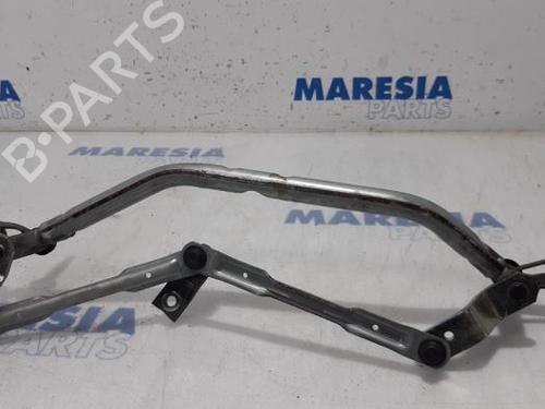 Used Front wipers mechanism PEUGEOT 208 I (CA_, CC_) 1.6 HDi (92 hp) 31469593