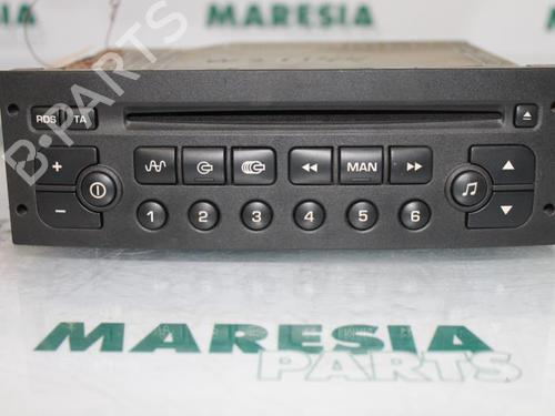 Used Radio PEUGEOT 206 Hatchback (2A/C) 1.6 16V (109 hp) 31525502