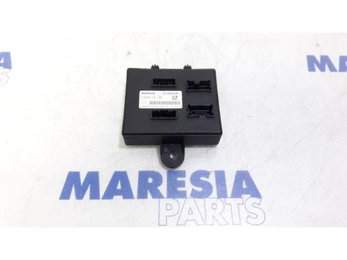 Used Control unit RENAULT CLIO IV Grandtour (KH_) 1.5 dCi 90 (KHN3, KHN4) (90 hp) 31436443
