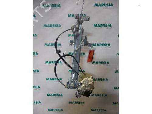 Used Rear right window mechanism RENAULT MEGANE III Grandtour (KZ0/1) 1.5 dCi (KZ09, KZ0D, KZ1G, KZ29, KZ14, KZ1W, KZ10, KZ1F,... (110 hp) 31523760