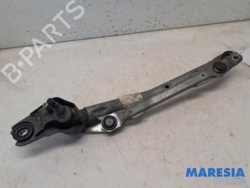 Used Front wipers mechanism CITROËN C1 (PM_, PN_) 1.0 (68 hp) 31524044