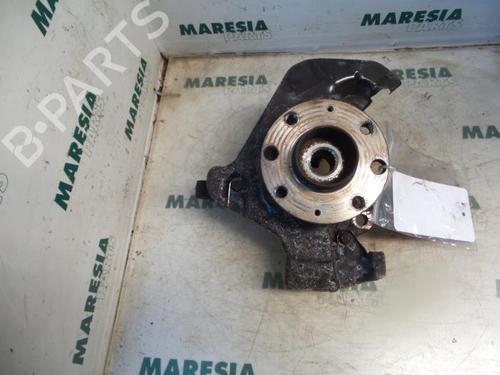 Used Right front steering knuckle FIAT GRANDE PUNTO (199_) 1.4 (199AXB11, 199AXB1A, 199BXB1A, 199AXL1A) (77 hp) 31480603
