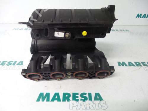 injection-rail-citroen-xsara-n1-1997-1998-1999-2000-2001-2002-2003-2004-2005-31439495 main image