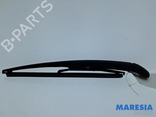 Used Rear windshield wiper arm Rear windshield wiper arm 39449638 39449638