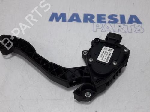 Used Electronic module RENAULT MASTER III Van (FV) 2.3 dCi 150 FWD (FV0F, FV03, FV09) (150 hp) 31524294
