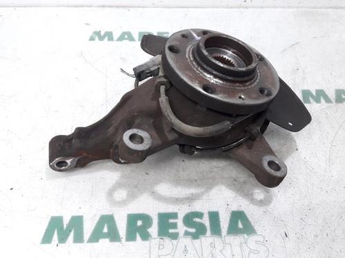 Used Left front steering knuckle PEUGEOT EXPERT Van (VF3A_, VF3U_, VF3X_) 2.0 HDi 120 (120 hp) 31478279