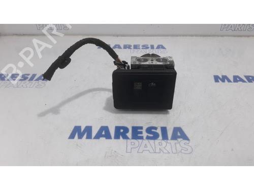 Used ABS pump CITROËN DS3 (SA_) 1.6 THP 155 (156 hp) 31458650
