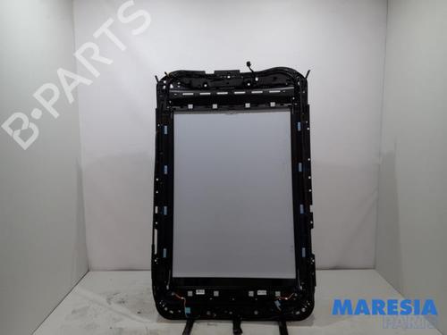 Techo PEUGEOT 5008 II (MC_, MJ_, MR_, M4_) 1.2 THP (MRHNYH, MRHNYW, MRHNSJ, MRHNSU, MRHNSM) (131 hp) 31498669