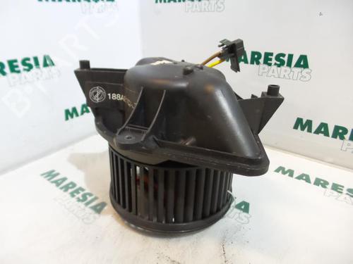 Used Heater blower motor FIAT PUNTO (188_) 1.2 60 (188.030, .050, .130, .150, .230, .250) (60 hp) 31479589