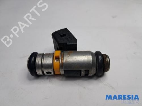 Used Injector Injector FIAT 500 (312_) 1.2 (312AXA1A) (69 hp) 40462758 40462758