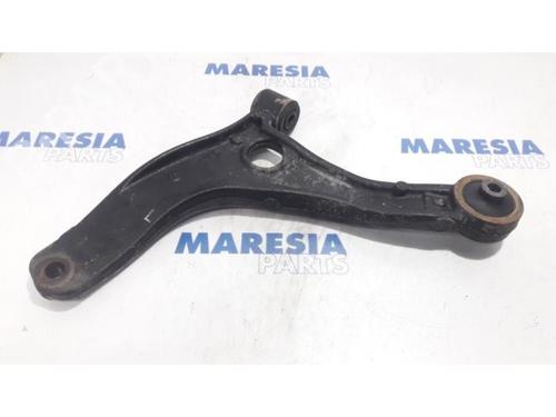 left-front-suspension-arm-renault-master-iii-van-fv-2010-31502976 main image