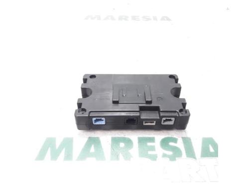 Used Control unit RENAULT MEGANE III Grandtour (KZ0/1) 1.5 dCi (KZ0C, KZ1A) (90 hp) 31458585