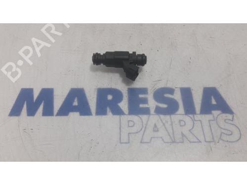 Used Injector PEUGEOT 208 I (CA_, CC_) 1.0 VTi (68 hp) 31497069