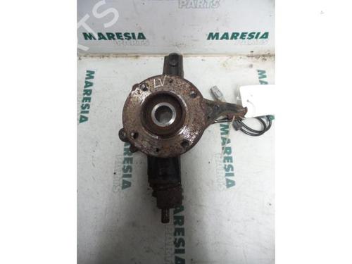 Used Left front steering knuckle PEUGEOT 308 I (4A_, 4C_) 1.6 16V (120 hp) 31533570