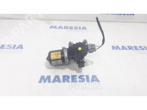 Used Front wiper motor RENAULT MEGANE IV Grandtour (K9A/M/N_) 1.3 TCe 115 (K9N9) (116 hp) 31408810
