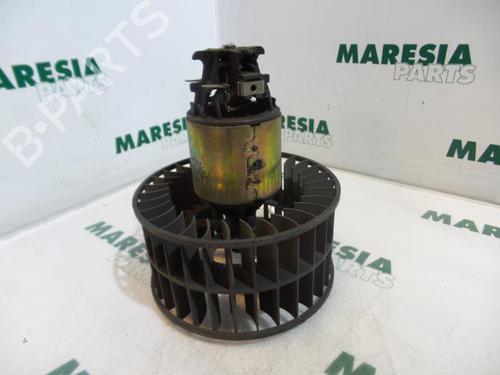 Used Heater blower motor RENAULT MEGANE I (BA0/1_) 1.4 e (BA0E, BA0V) (75 hp) 31482815