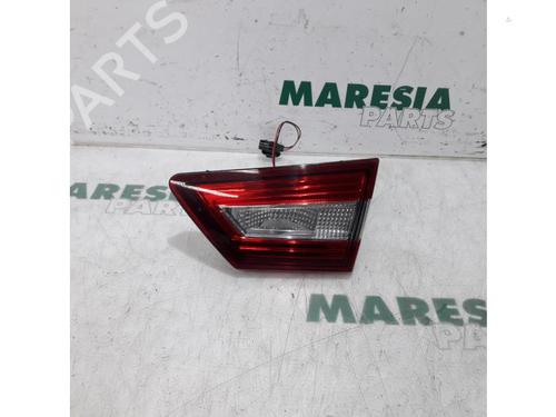 right-taillight-renault-clio-iv-bh_-2012-2013-2014-2015-2016-2017-2018-2019-2020-2021-31476447 main image